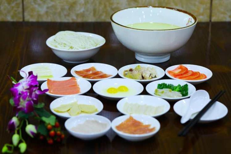 桥香缘过桥米线